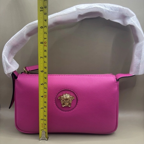 Versace Fuchsia Shoulder Bag with Gold Medusa$975 Retail Brand new ready - Picture 6 of 15